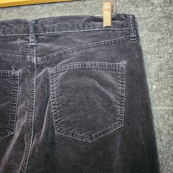 GAP Black Velvet Vintage Slim Mid Rise Jeans Black Velour Womens Size 30/ 10R - Picture 6 of 7